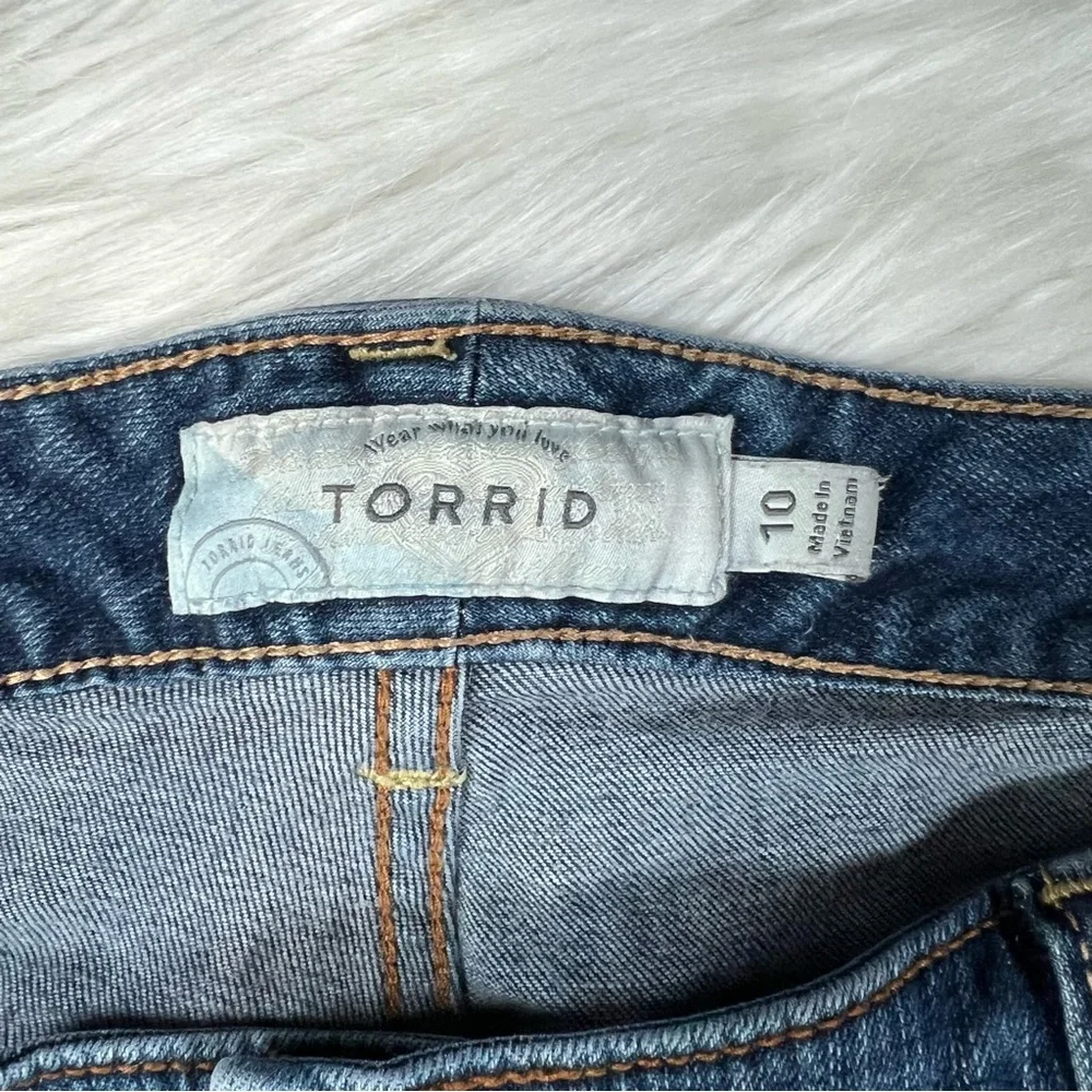 Torrid Distressed Skinny Jeans‎